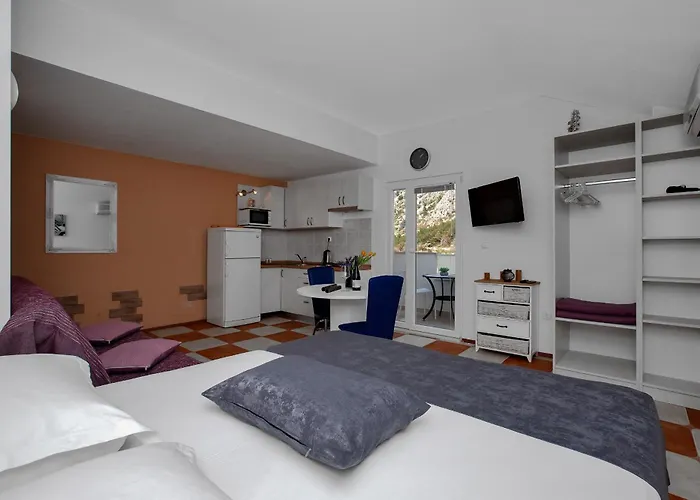 Apartments By The Sea Drasnice, Makarska - 2581