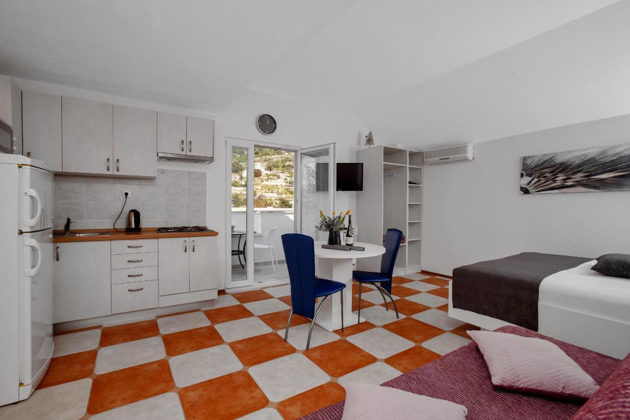 Apartments By The Sea Drasnice, Makarska - 2581