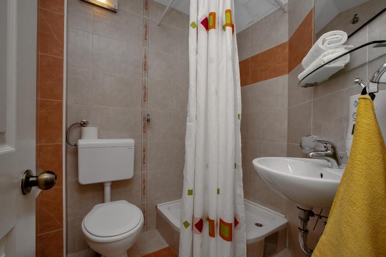 Apartments By The Sea Drasnice, Makarska - 2581 Apartment